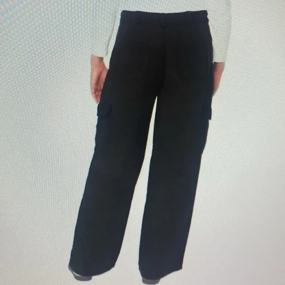 Well Worn Ladies' Wide Leg Cargo Pants High Rise- Black - Picture 6 of 6